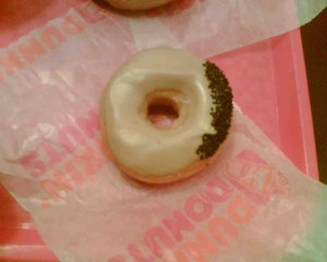 Herbstwind: Donut von Dunkin' Donuts