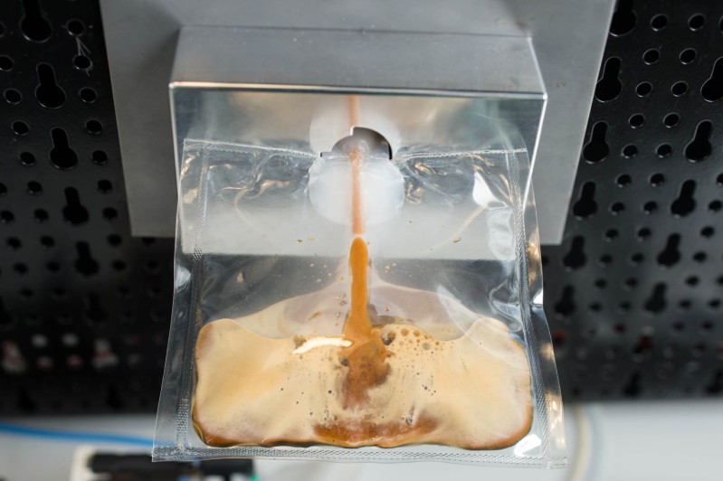 2014: Kaffee im Weltraum / Argotec, Lavazza und die Italienische Raumfahrtbehörde bringen den italienischen Espresso in den Orbit |  Bild: Luigi Lavazza Deutschland GmbH